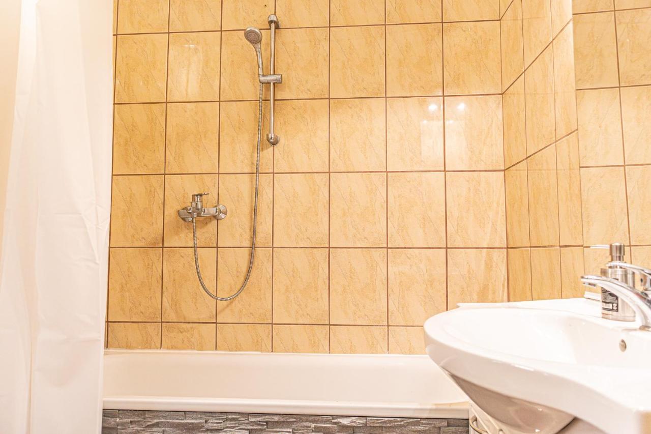 Elegant Haven: Stylish And Spacious 3Br Apartment Vienne Extérieur photo